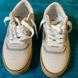 Air Walk (JC Penney) Sneaker